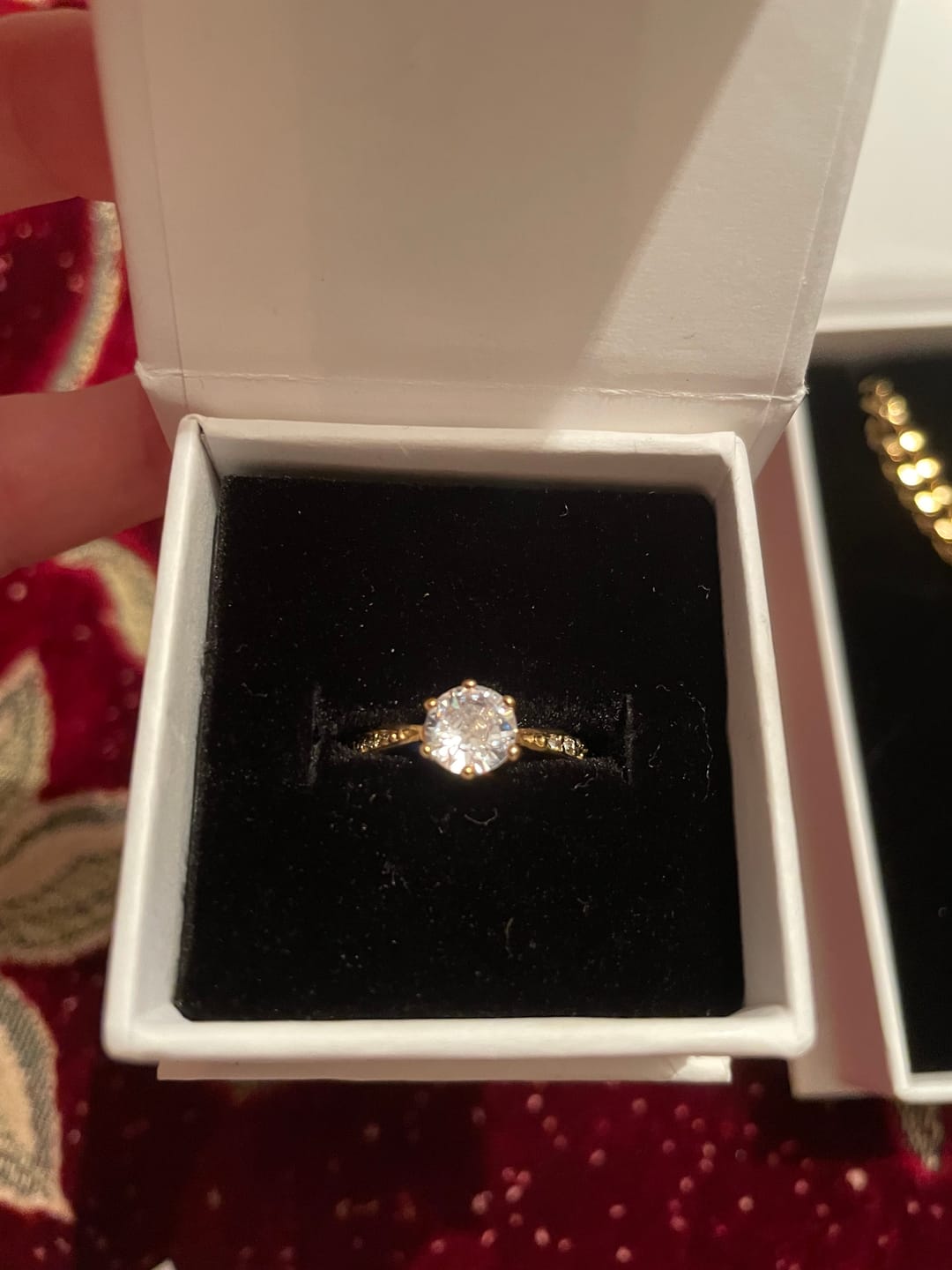 Customer photo review of Inel Crystals - Gold