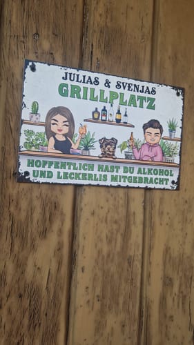 Customer photo review of Personalisiertes Gartenschild mit Namen und Hund