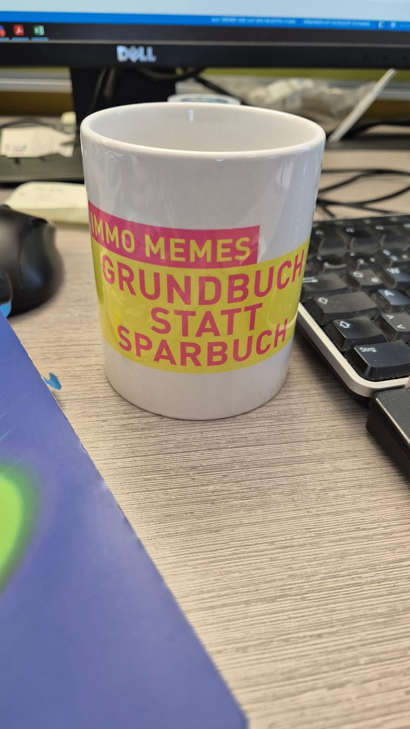 Customer photo review of Grundbuch statt Sparbuch | Tasse