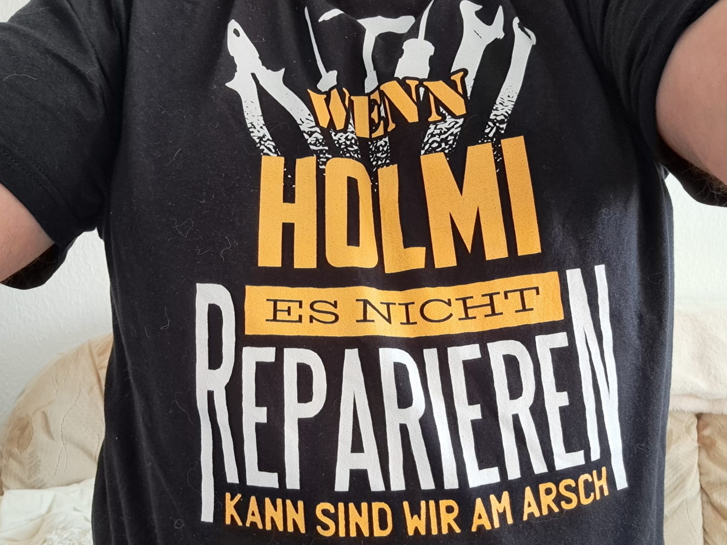 Customer photo review of Lustiges Handwerker und Heimwerker Herren T-Shirt personalisierbar