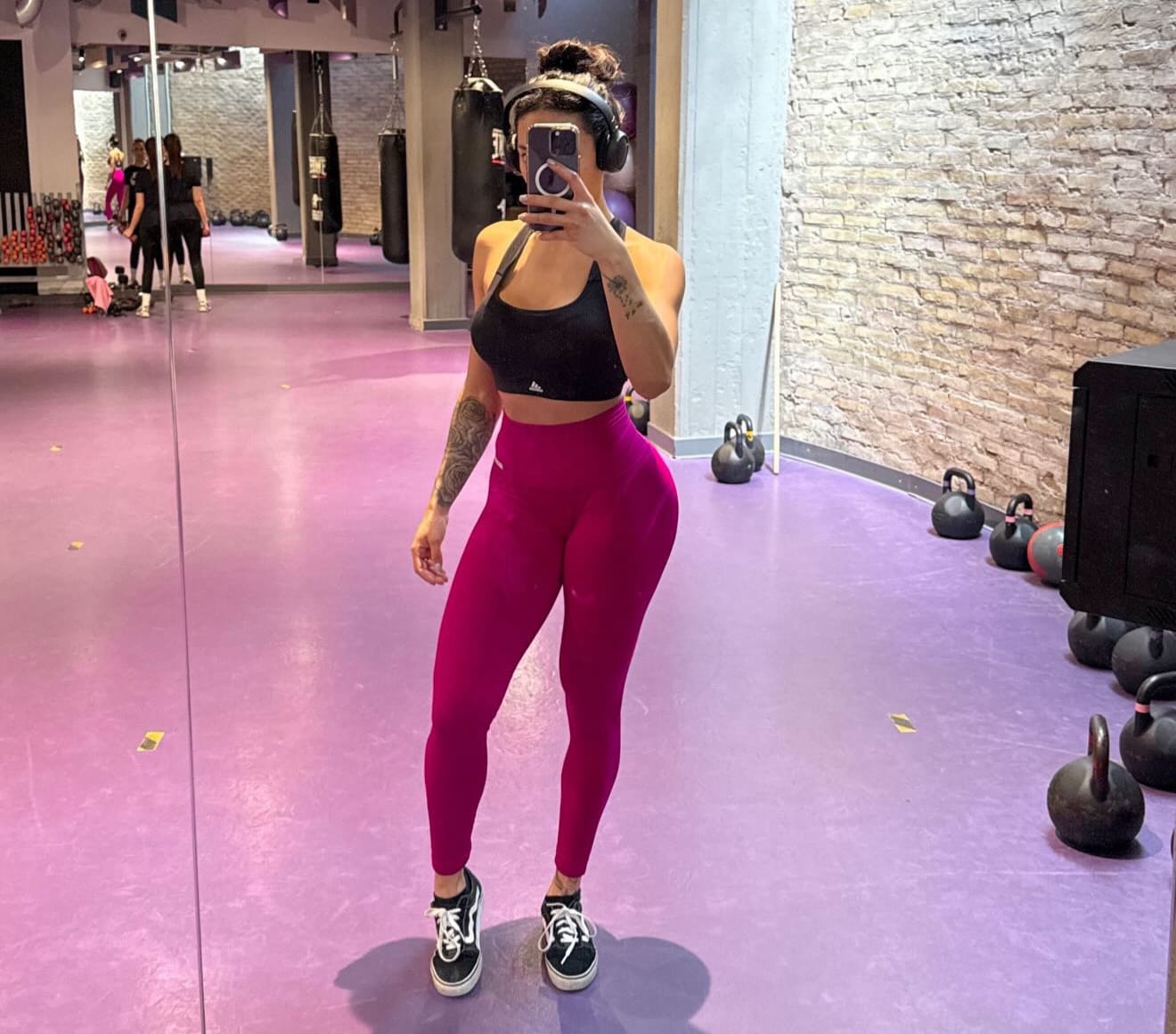 Customer photo review of Leggings All-Up Purple