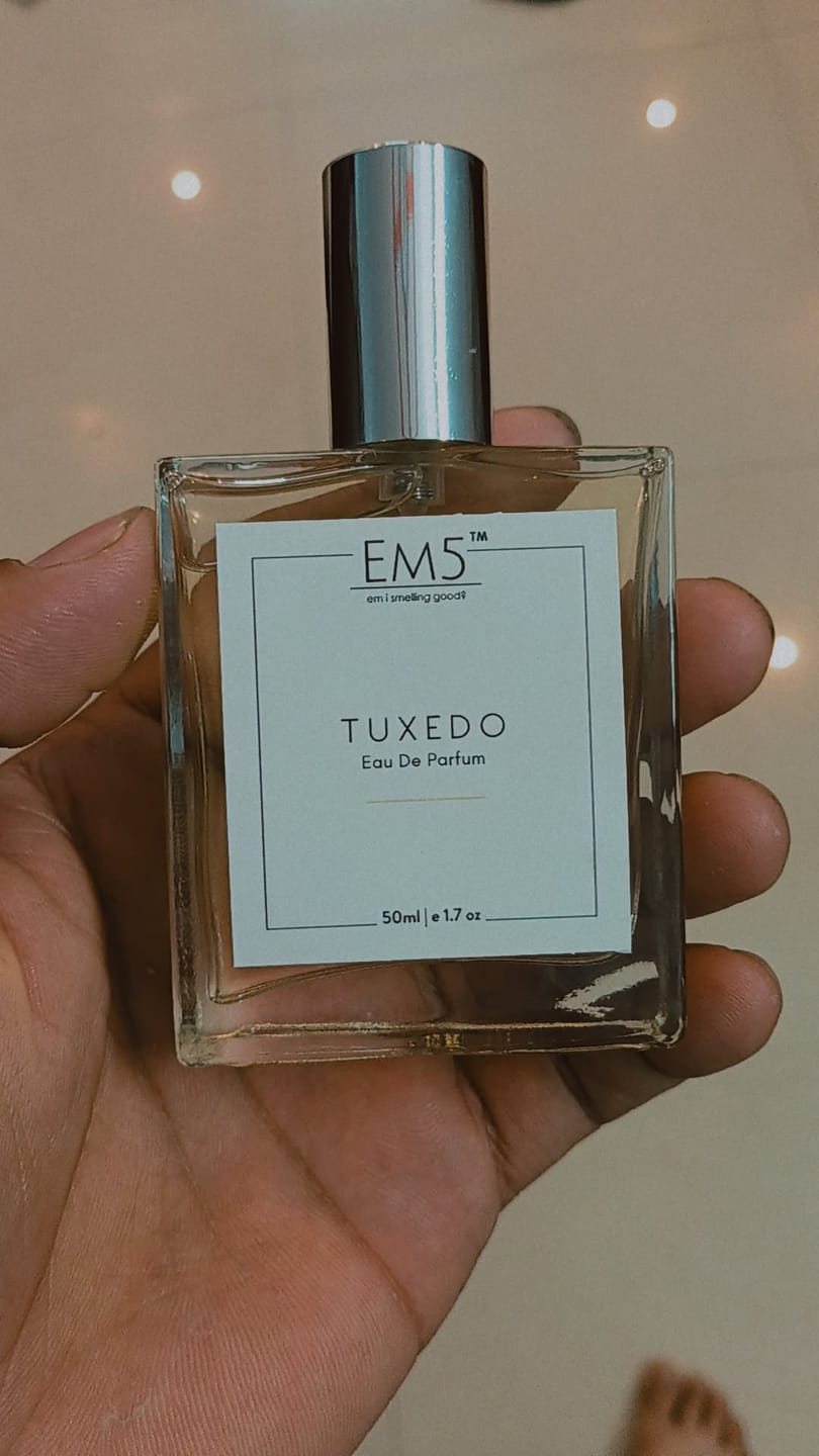 Customer photo review of EM5™ Tuxedo Unisex Perfume EDP Spray | Patchouli Amber Fresh Spicy Fragrance for Men & Women | Luxury Gift for Him / Her | Variants Available: 50 ml Spray / 15 ml Spray