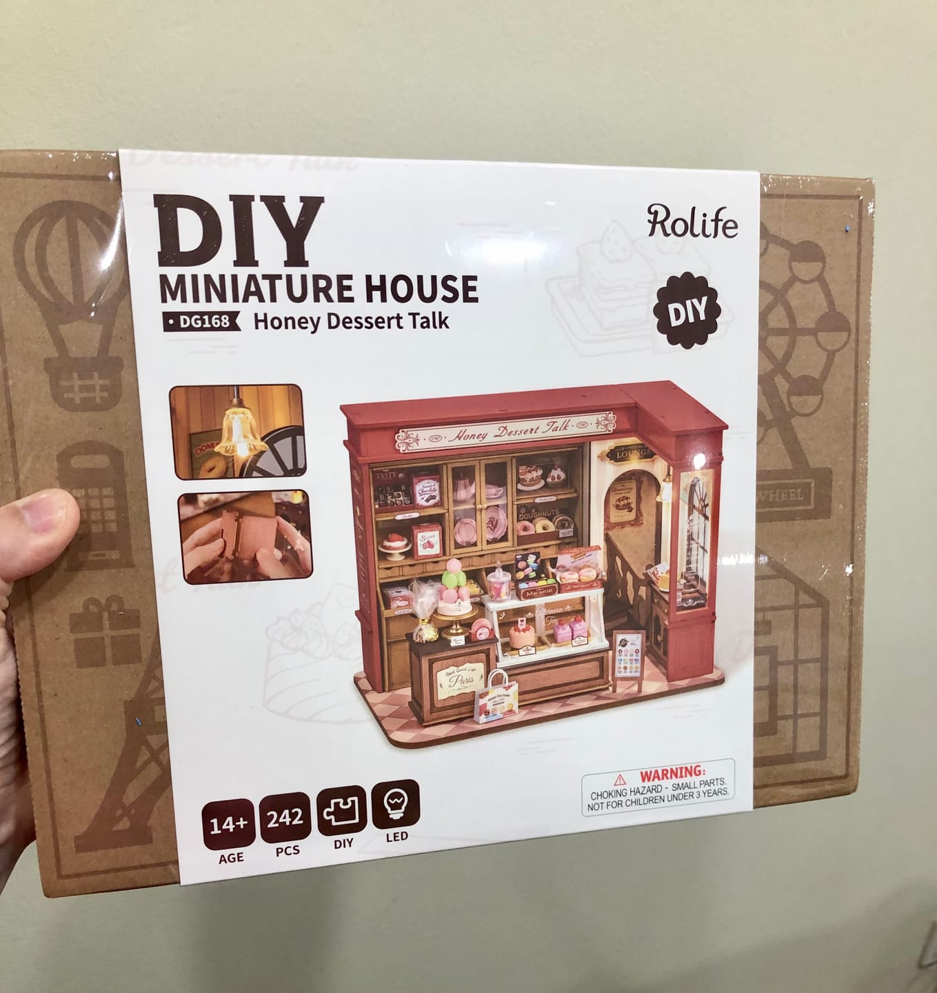 Customer photo review of Rolife DIY Mini House - Casas Miniatura Honey Dessert Talk