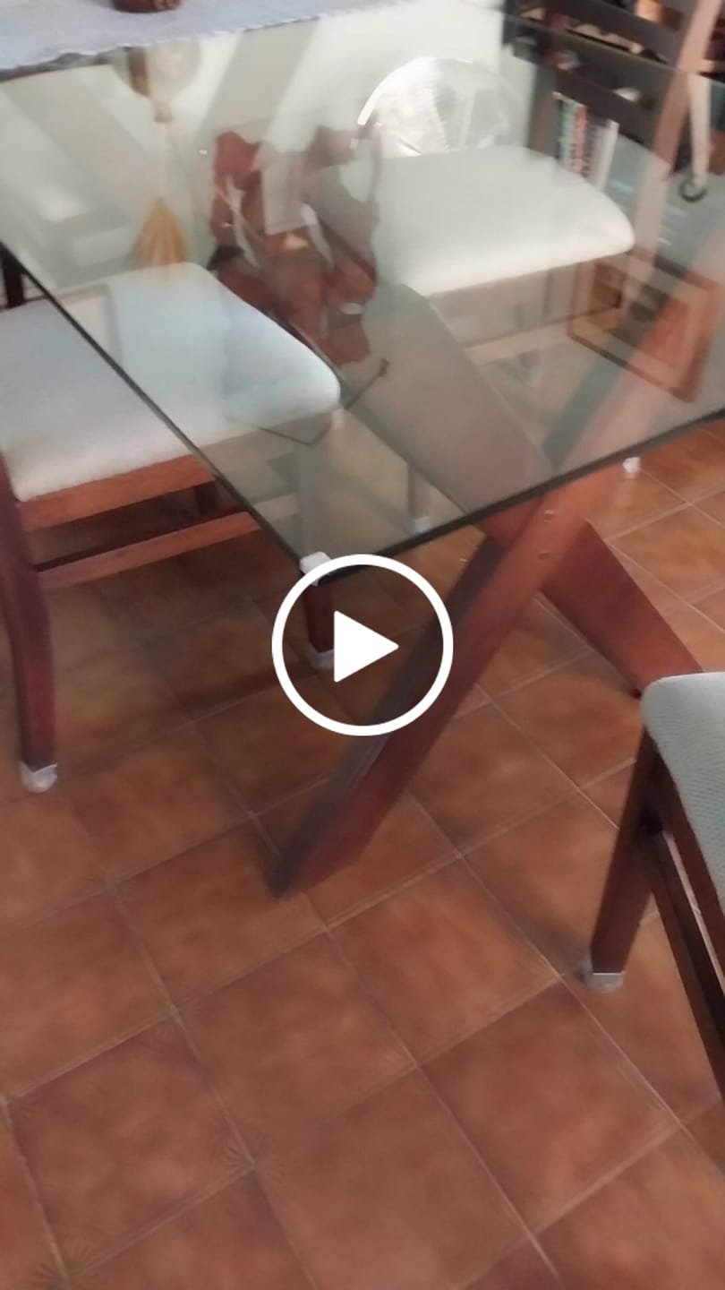 Customer video review of Pack de 16 Protectores de Silicona para Sillas