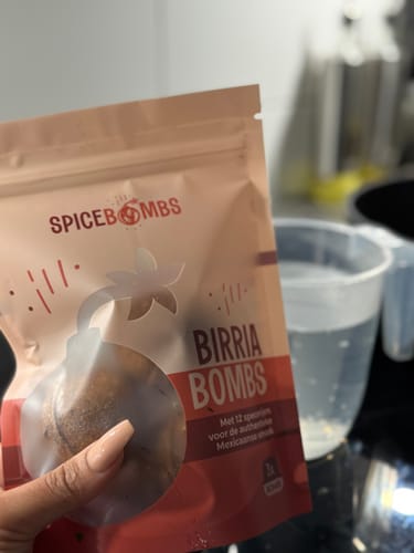 Fotorecensie van een klant over Birria Bomb