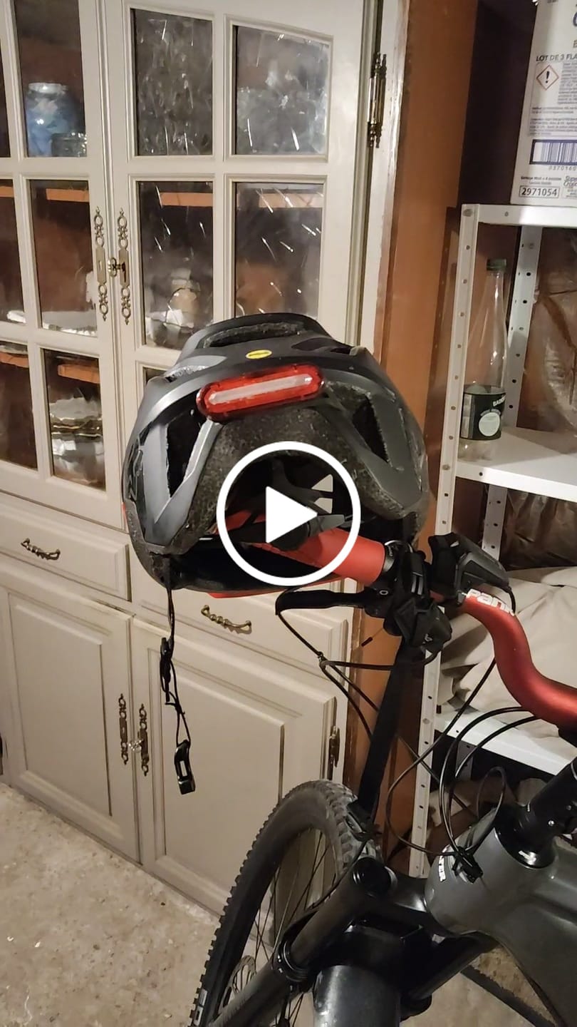 Customer video review of Éclairage vélo arrière USB - ULTRAPRO