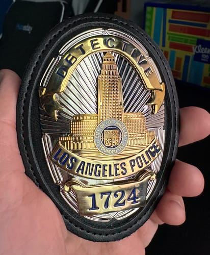 Customer photo review of LAPD Detective #1724 Los Angeles Police Badge Solid Copper Replica Movie Props