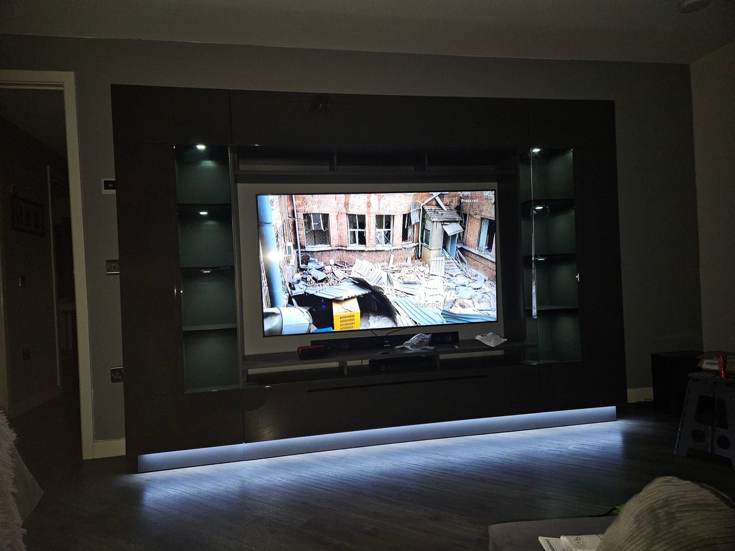 Customer photo review of Denira VA03 Wall Entertainment Unit