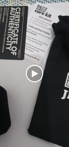 Customer video review of 1ct Athens Engagement Ring