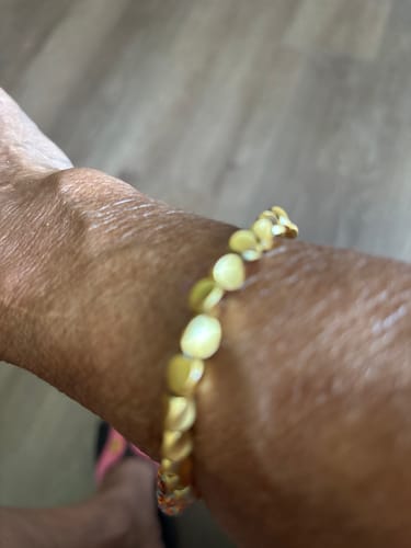 Customer photo review of 100 Mini-Affirmations for Manifesting Anything