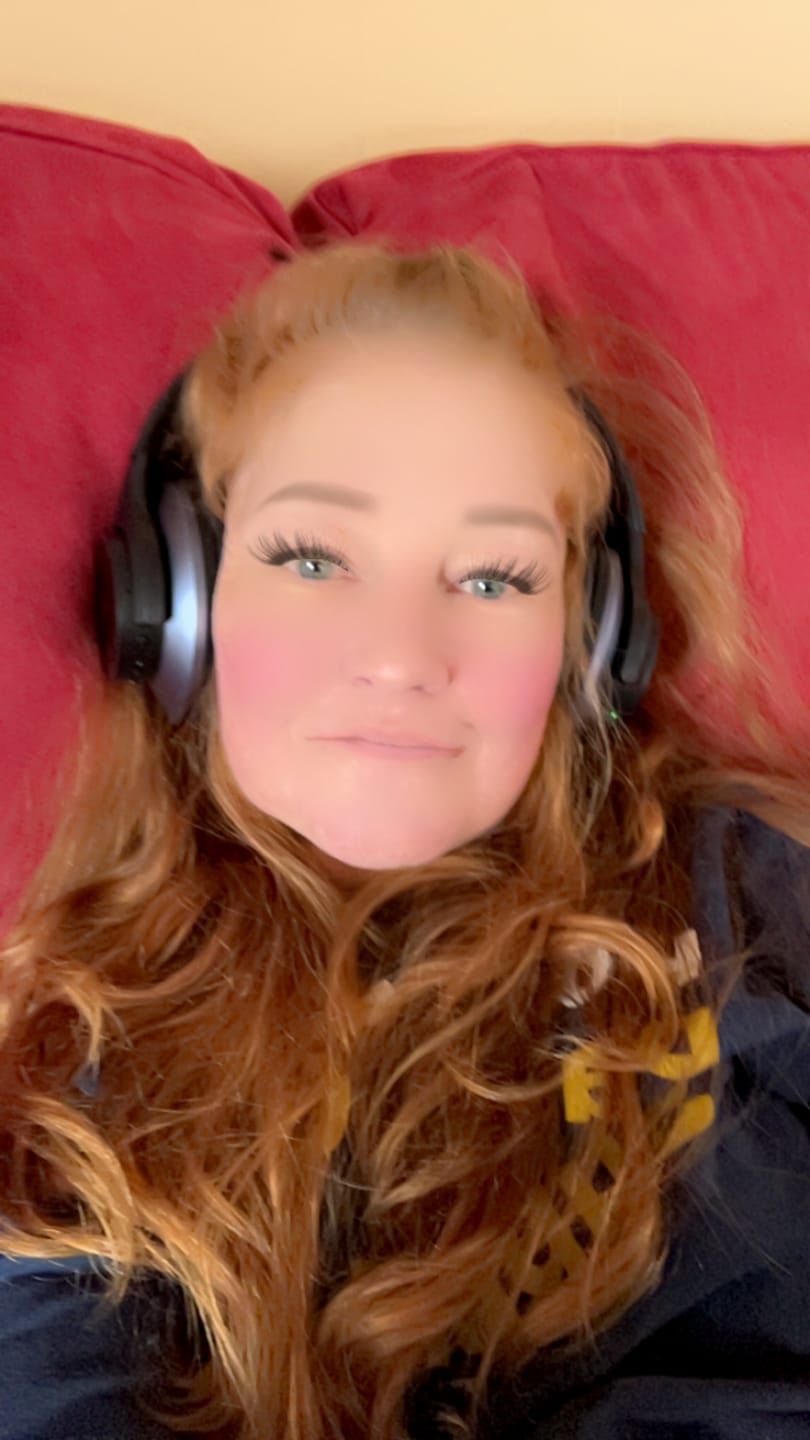 Customer photo review of Oneodio A Series - Bluetooth 5.0 Active Noise Cancelling Wireless Headphones - Built-in Microphone, Type C Charging & Carry Case