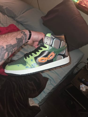 Customer photo review of TMNT Michelangelo Mask J1 Shoes Teenage Mutant Ninja Turtles