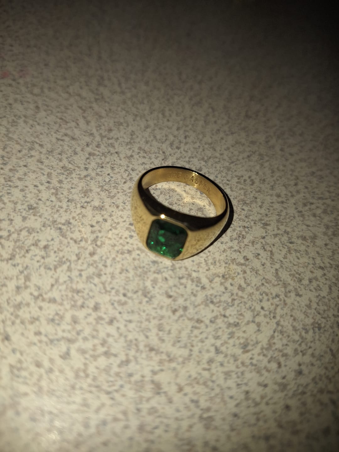 Customer photo review of Emile Emerald
