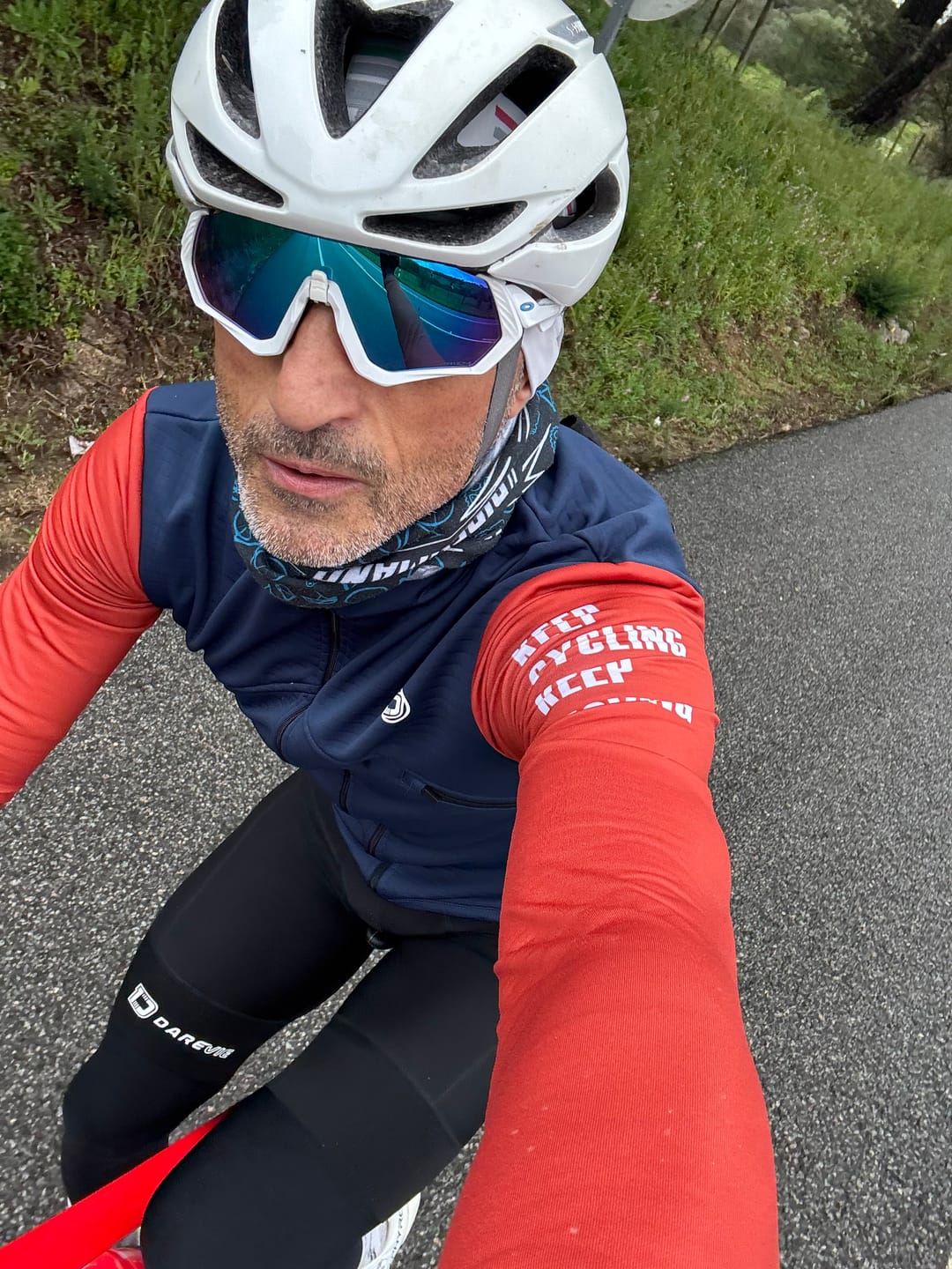Customer photo review of FISHSCALE THERMAL BIB SHORTS