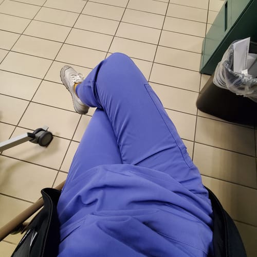 Customer photo review of Women's 6-Pocket Jogger