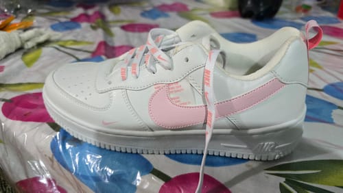Customer photo review of Tenis 275 Blanco Rosa