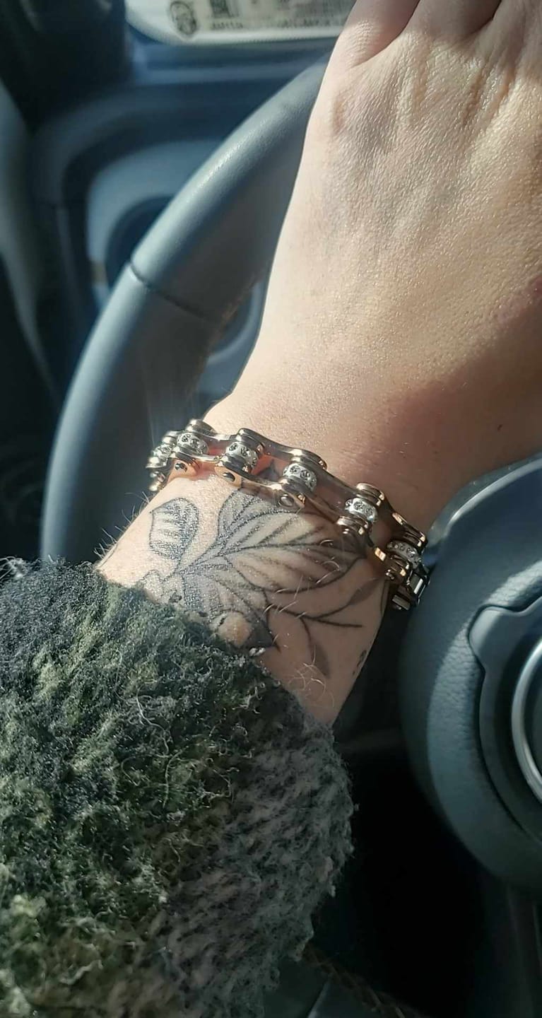 Customer photo review of Cycolinks Rose Gold Crystal Bike Chain Bracelet