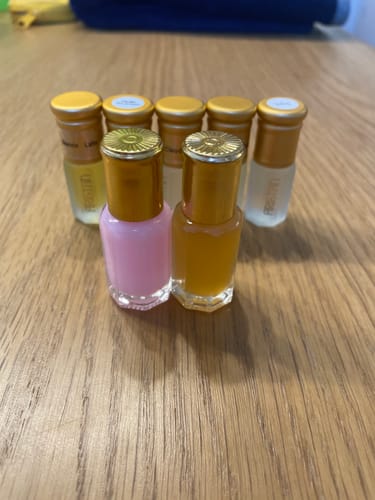 Customer photo review of Musk Al Tahara Honey