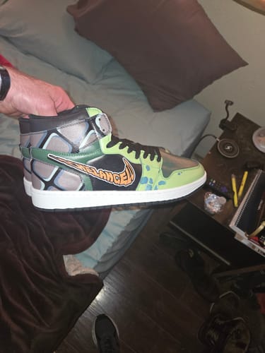 Customer photo review of TMNT Michelangelo Mask J1 Shoes Teenage Mutant Ninja Turtles