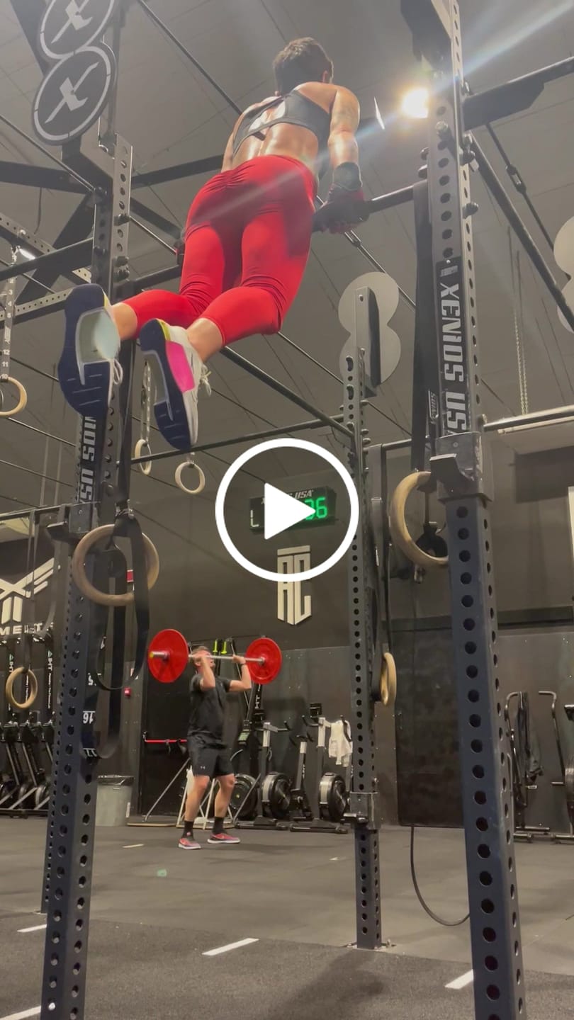 Customer video review of LEGGINGS INTENSE RED