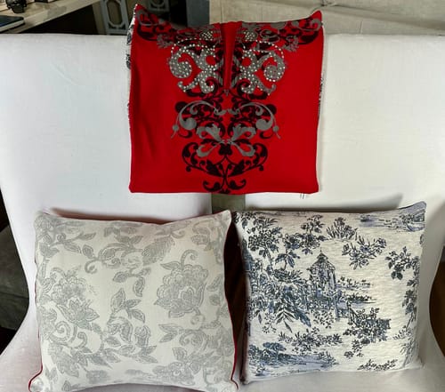 Customer photo review of T-shirt Pillows