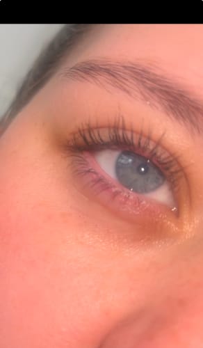 Customer photo review of Lash Growth Serum