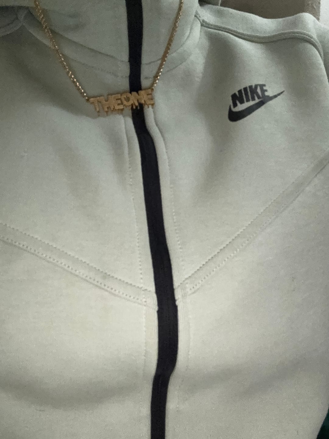 Customer photo review of Drippy Name Necklace w/ Cuban Chain