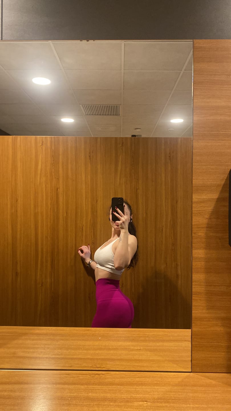 Customer photo review of Leggings All-Up Purple