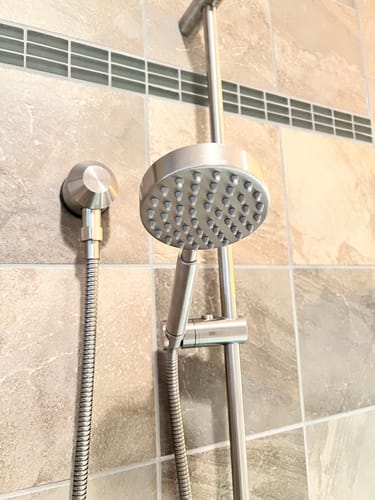 Customer photo review of 1-Spray Handheld Shower Head Set