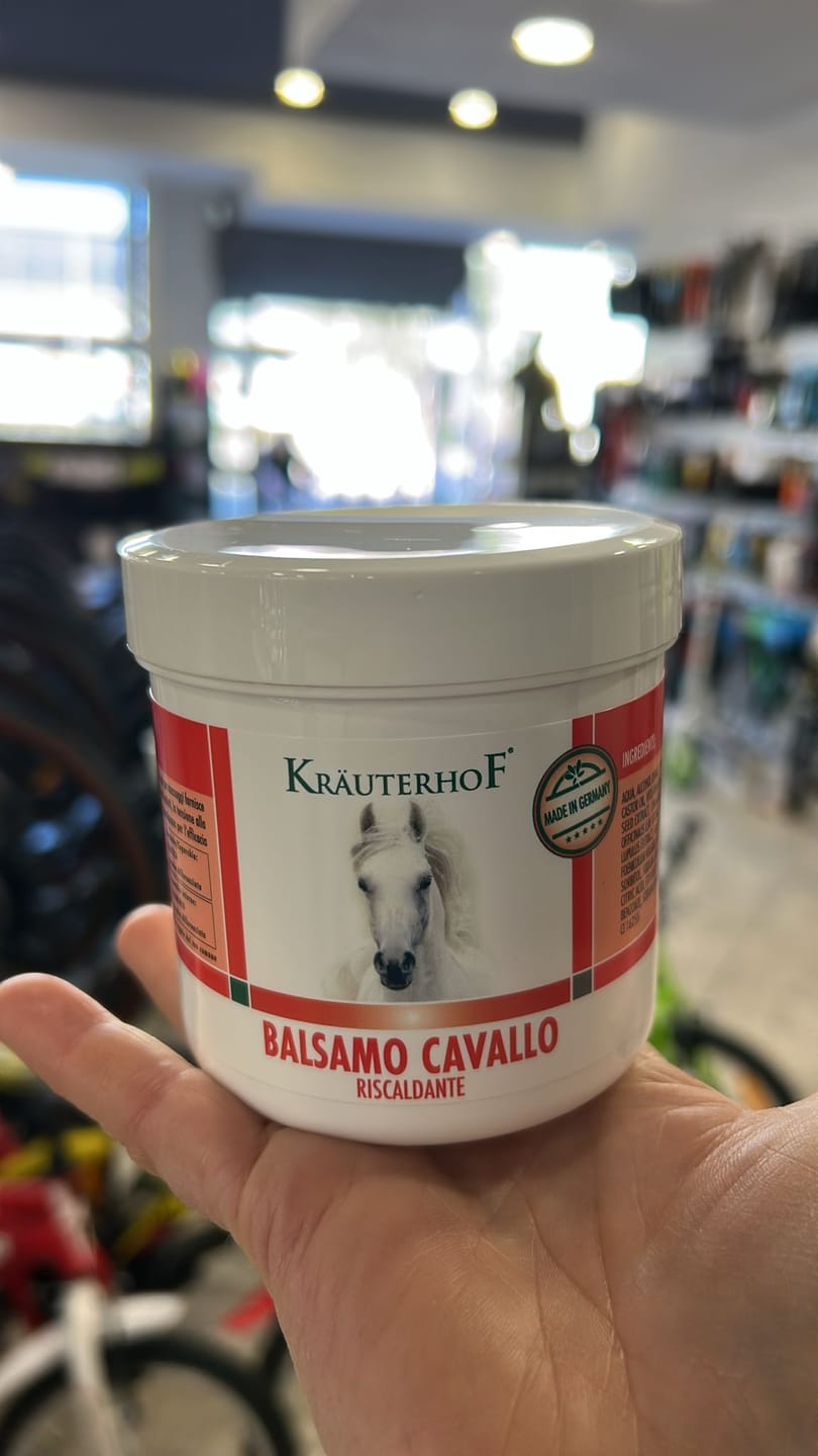Customer photo review of Kräuterhof Balsamo Cavallo Riscaldante 250 ML, Gel Massaggiante Extra Forte, Per Dolori Muscolari