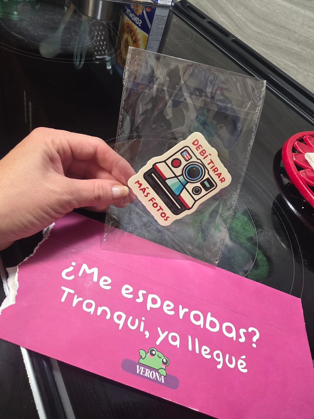 Customer photo review of Debí tirar más fotos (Sticker Laminado)