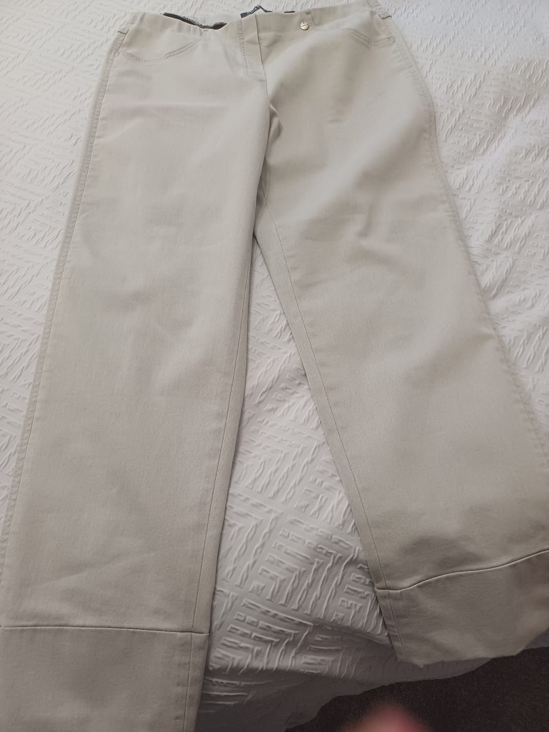 Customer photo review of Robell Bella 7/8 Silver Grey Denim Jeans - 51628 5448 91