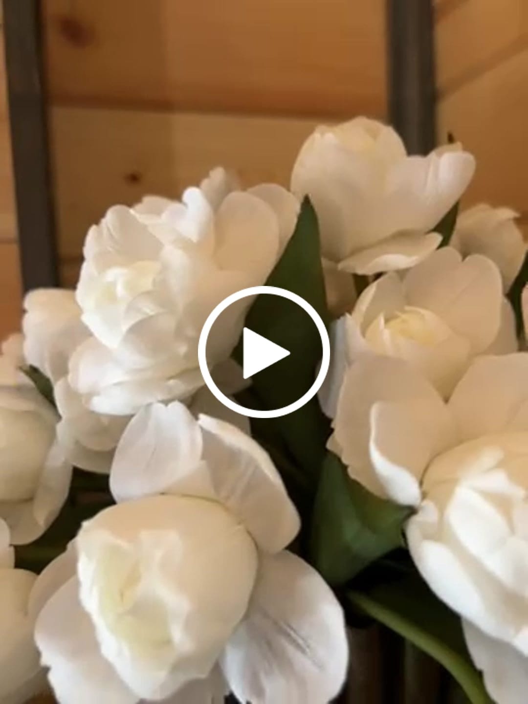Customer video review of Real Touch Hybrid Tulip Bundle