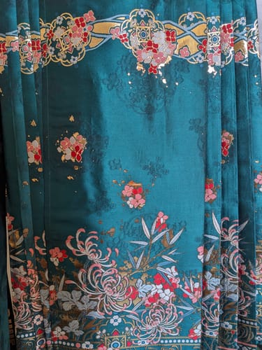 Customer photo review of Bi'an Hua 彼岸花 Spider Lily Ming Dynasty Mamian Skirt