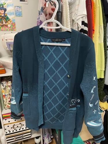 Customer photo review of Genshin Cardigan III Preorder