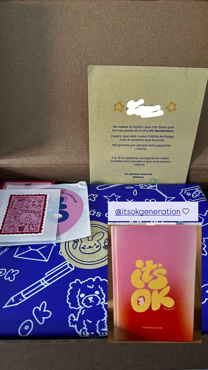 Customer photo review of Feel Good Journal | Portada Mandarina