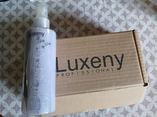Reseña con foto de un cliente sobre Spray Bifásico 10 en 1 230 ml