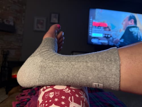 Customer photo review of Premium Anti-Fatigue Bamboo Footsleeves
