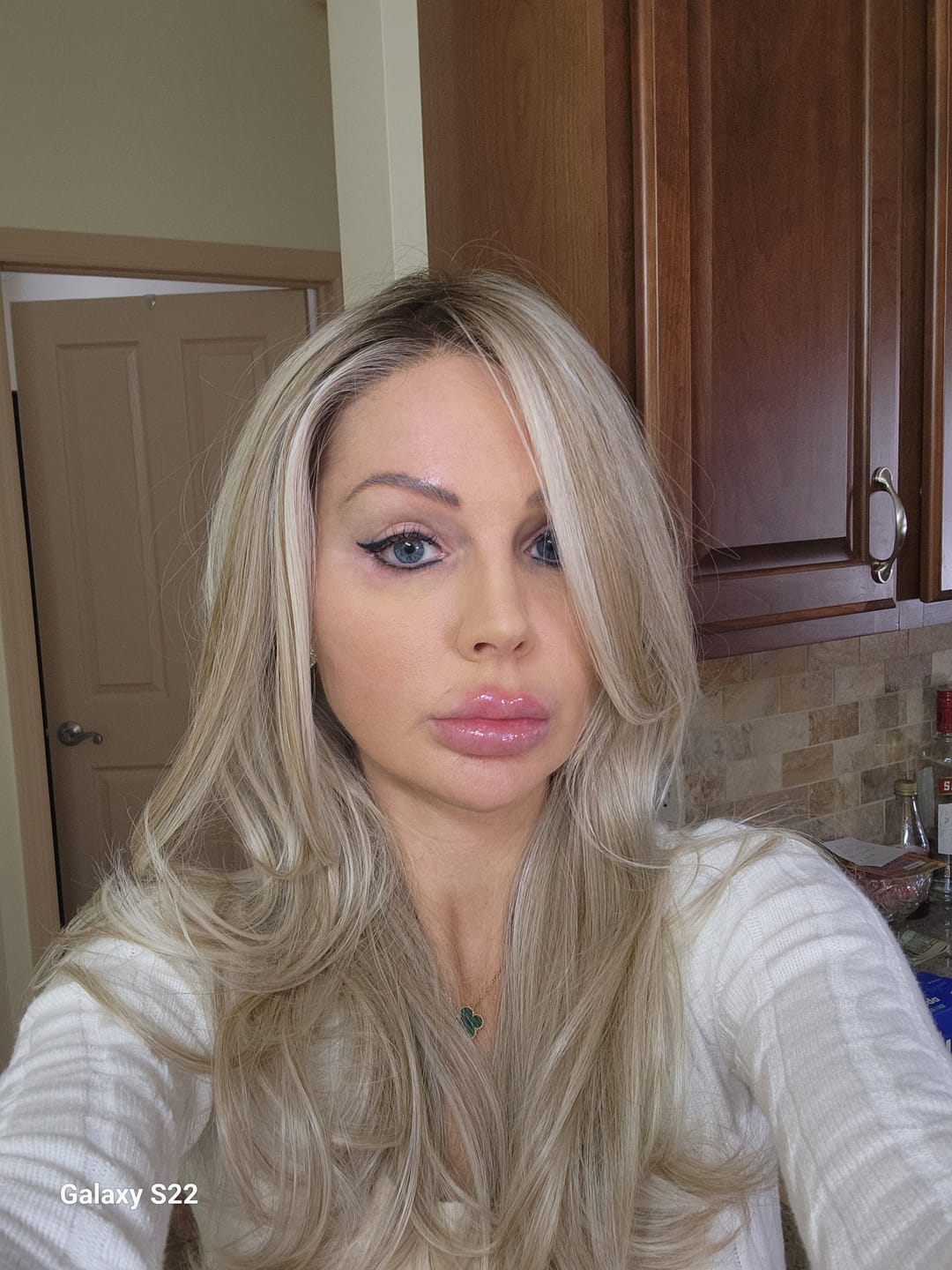 Customer photo review of GRAND OCCASION - Paparazzi Blonde*