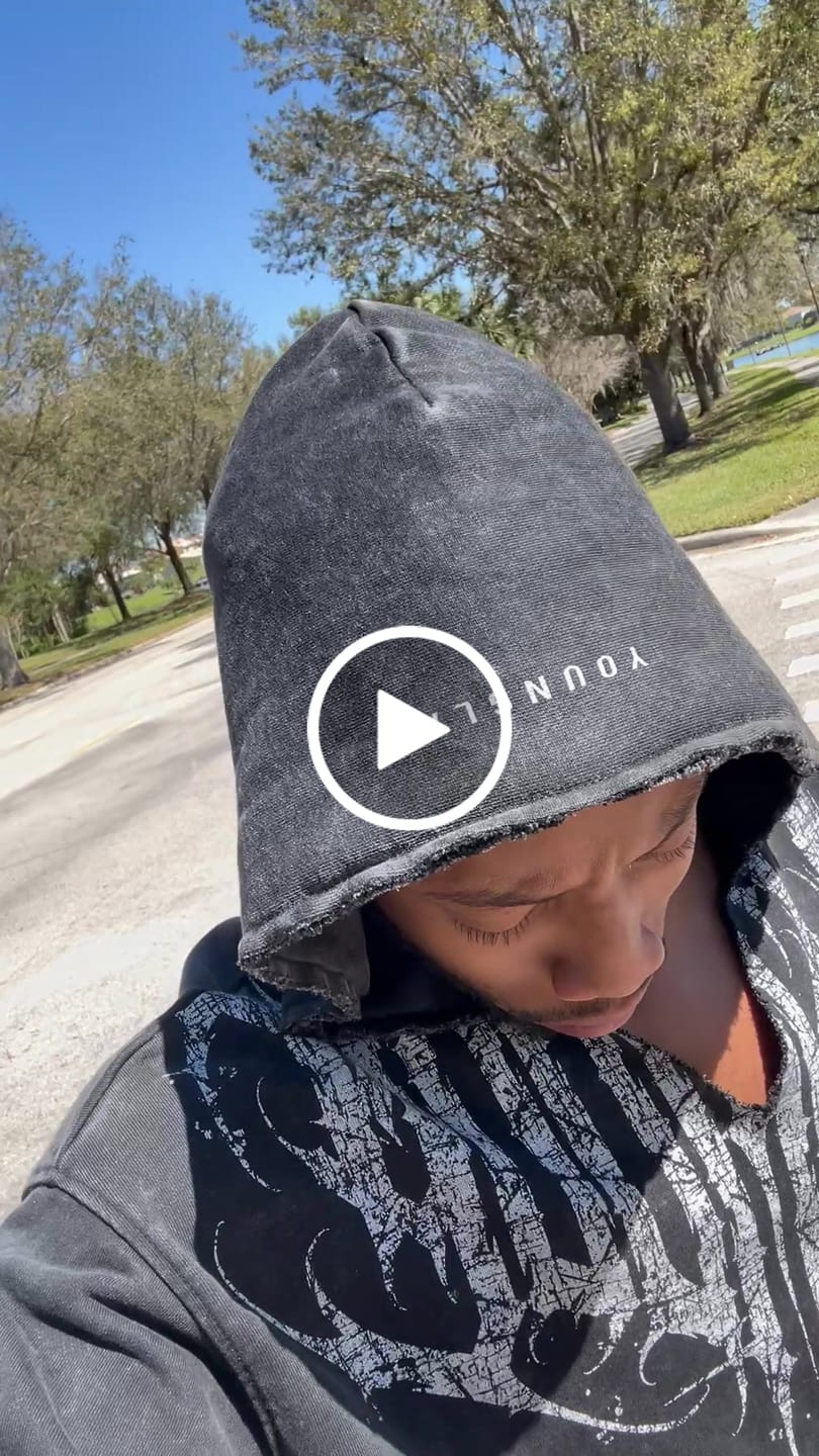 Customer video review of 5082 - Anarchy Hoodies