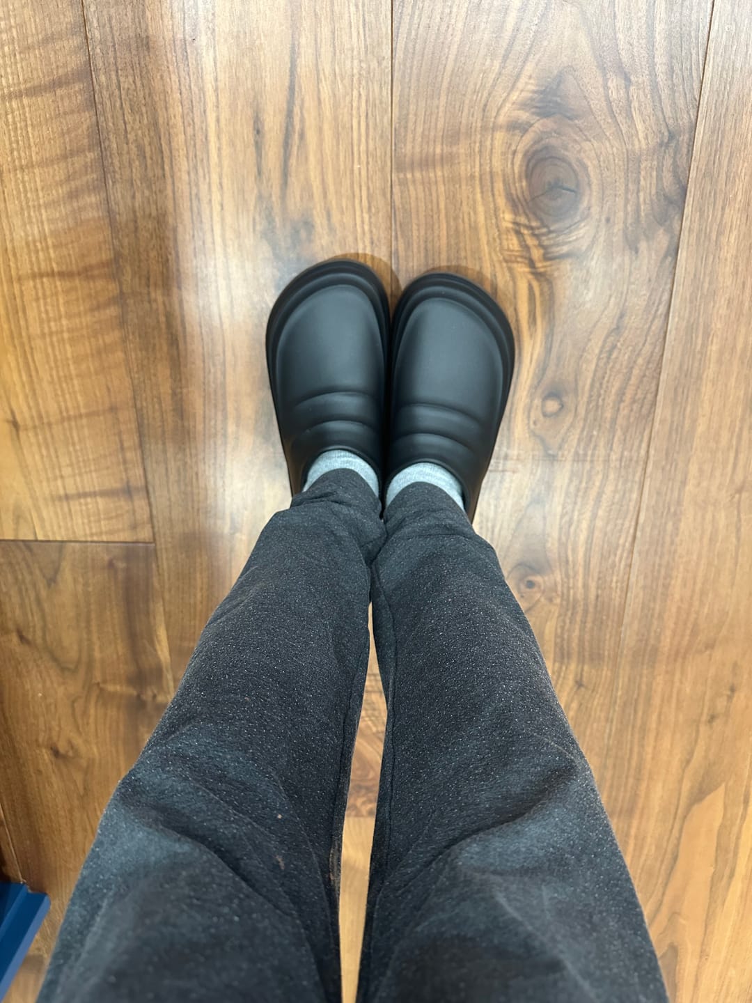 Customer photo review of Torrey Classic - Healthy & Non-Slip Comfort Clogs