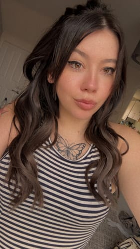 Customer photo review of 14" Wavy Clip In Hair Extensions