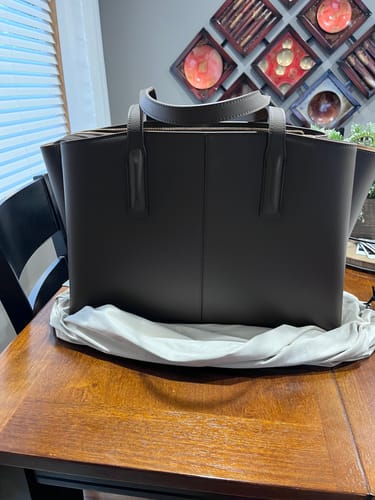 Customer photo review of Paloma Tote Espresso
