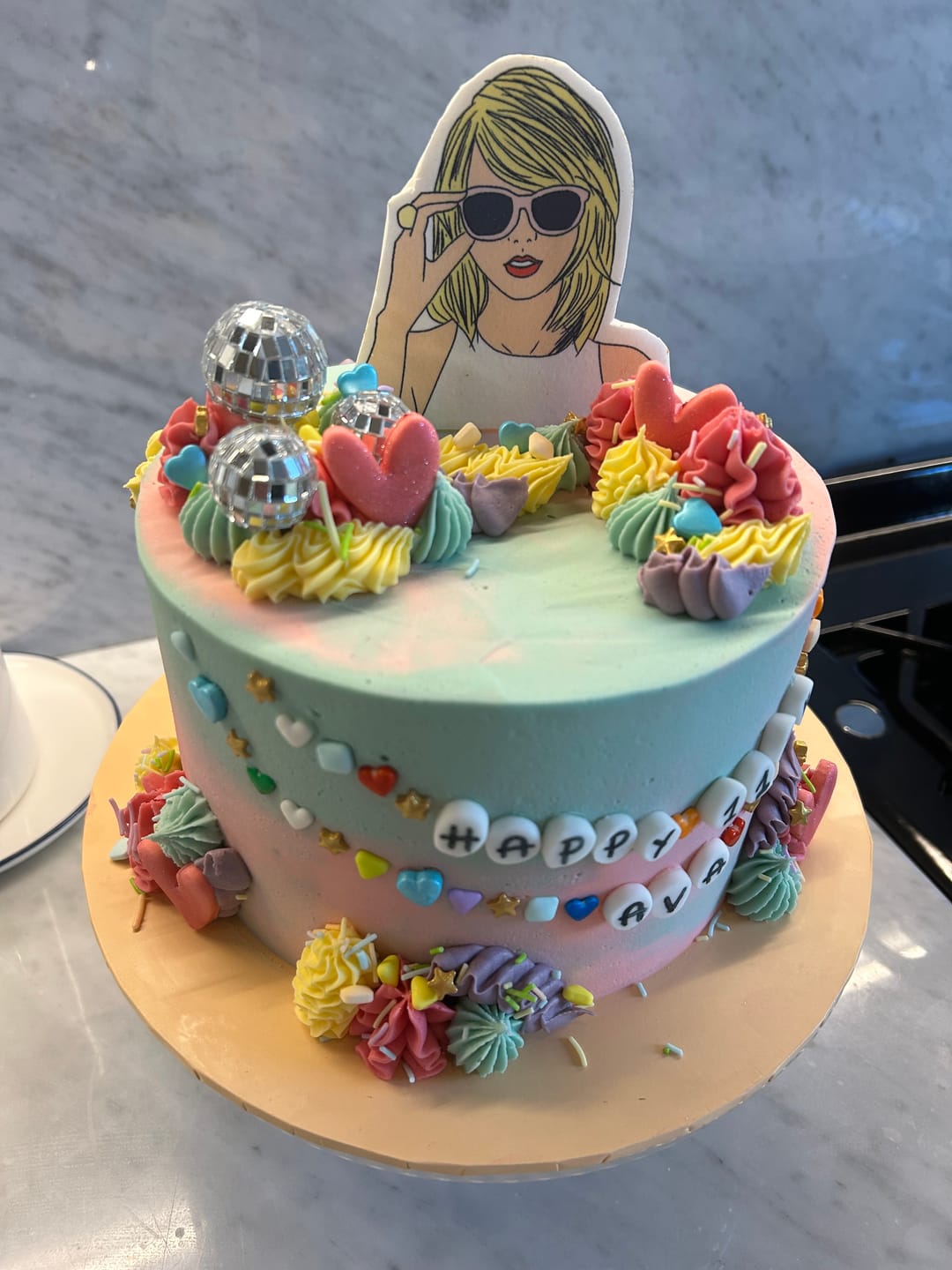 Customer photo review of Taylor Swift Cake
