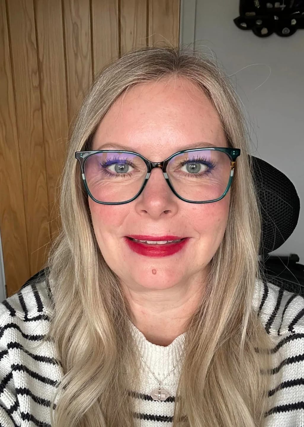 Customer photo review of HoneyNoir - Lip Stain