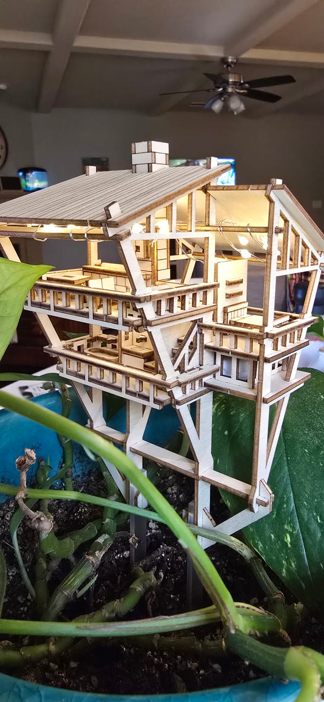 Customer photo review of Tropical Lookout