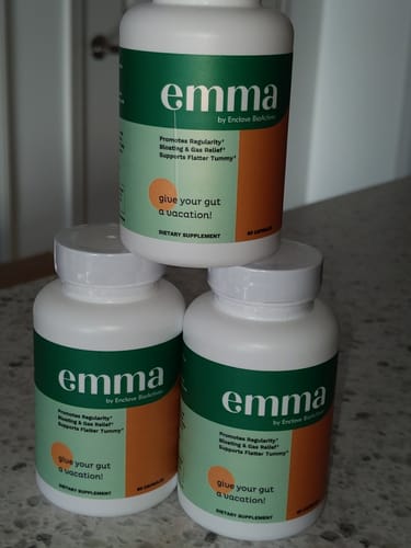 Customer photo review of Emma