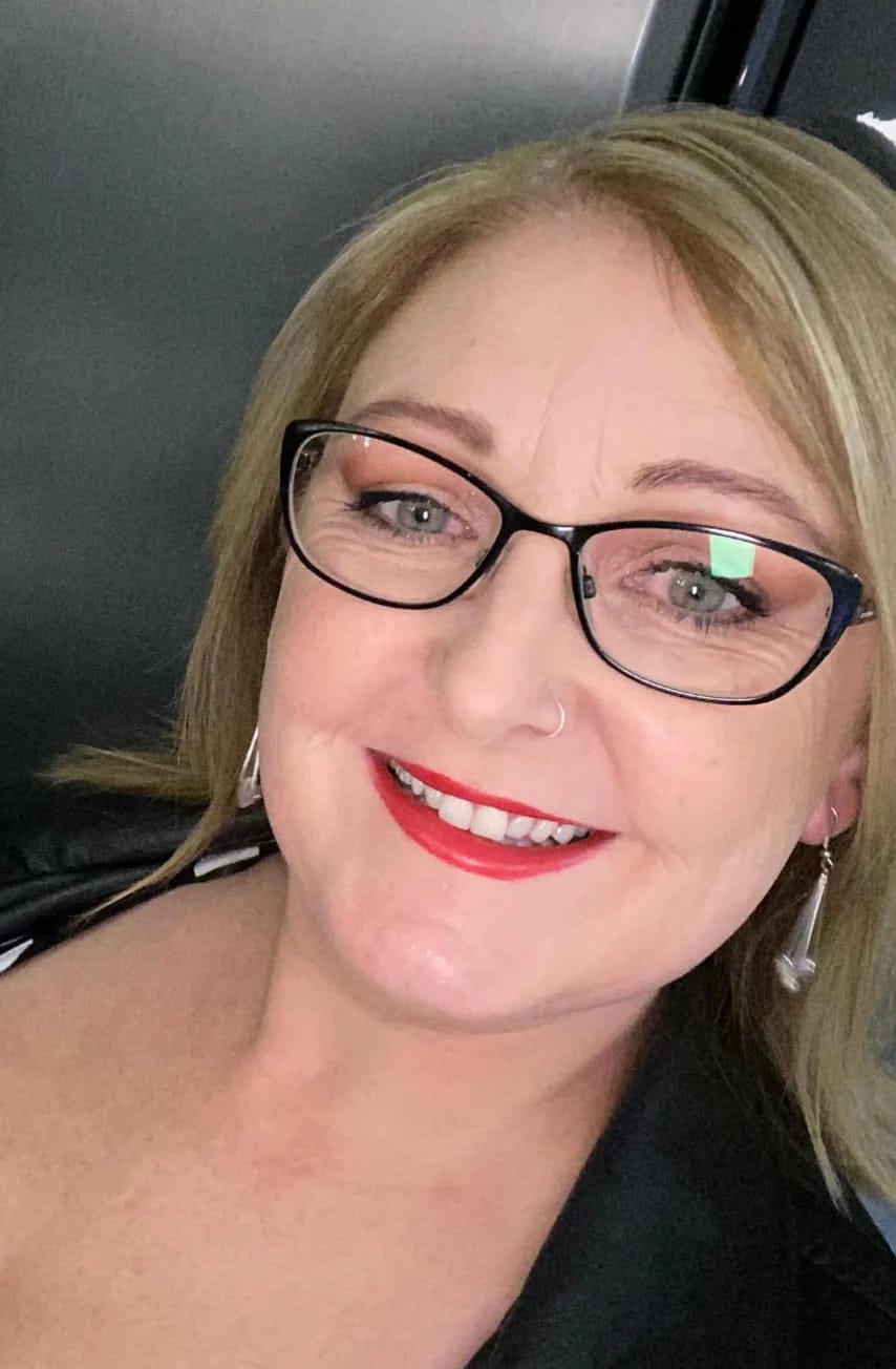 Customer photo review of HoneyNoir - Lip Stain