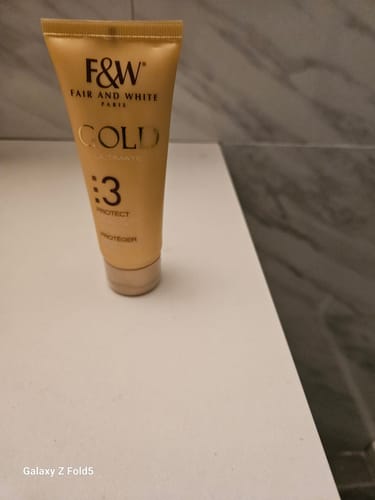 Customer photo review of Fair and White Gold Hand Cream with Argan Oil Step #3 - Clarifies skin - 75ml / 2.54 oz