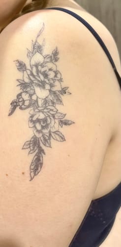 Customer photo review of Roses R Red